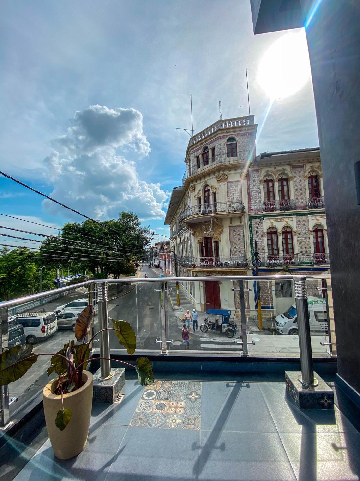 Hotel De Turistas Iquitos Exterior photo